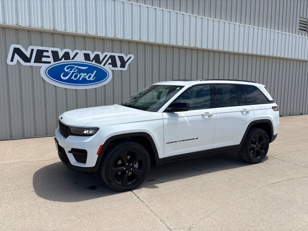 2022 JEEP Grand Cherokee