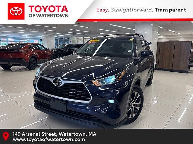 2021 TOYOTA Highlander