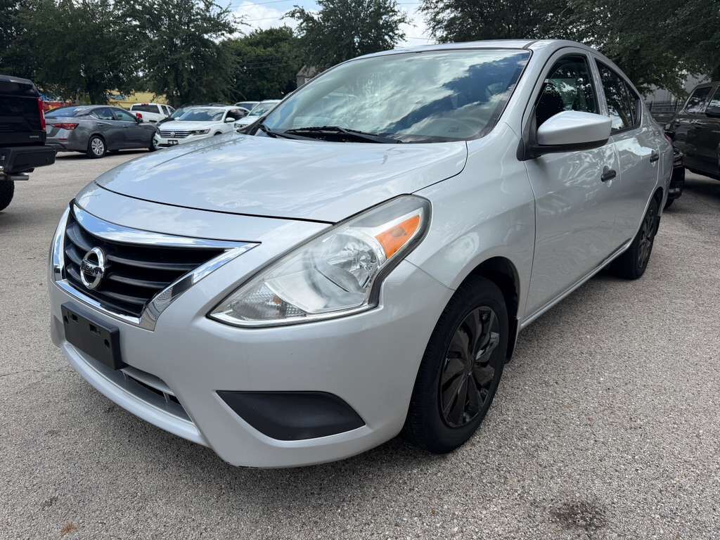2018 NISSAN Versa