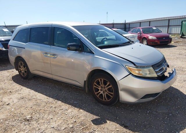 2011 HONDA Odyssey