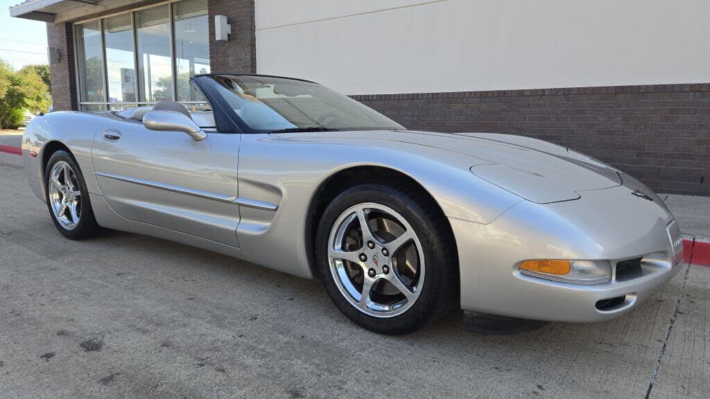2004 CHEVROLET Corvette