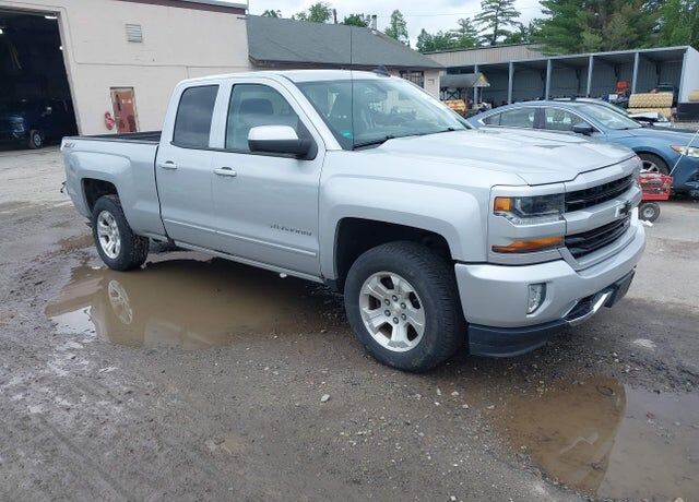 2017 CHEVROLET Silverado