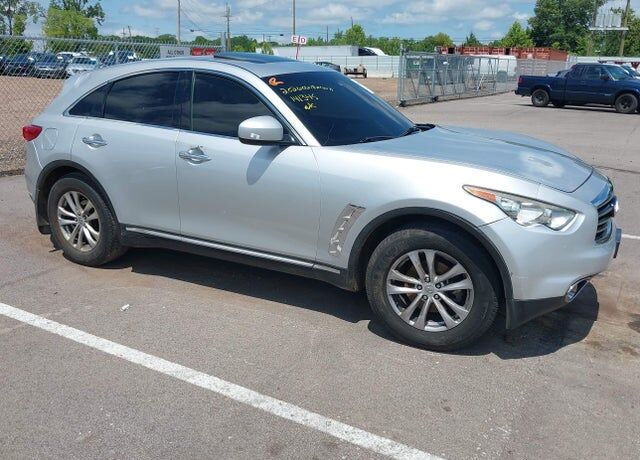 2013 INFINITI FX37
