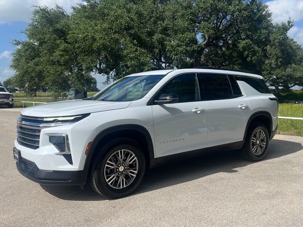 2026 CHEVROLET Traverse