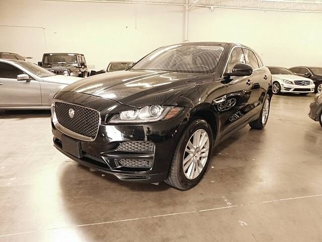 2017 JAGUAR F-Pace