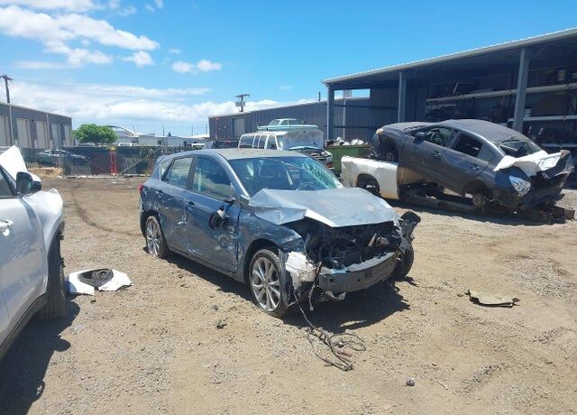 2010 MAZDA Mazda3