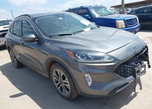 2021 FORD Escape