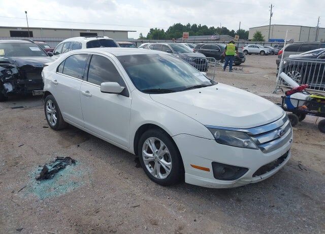 2012 FORD Fusion