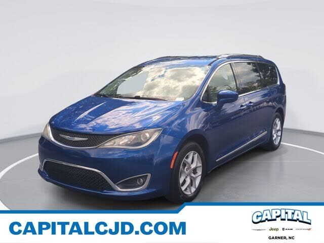 2019 CHRYSLER Pacifica