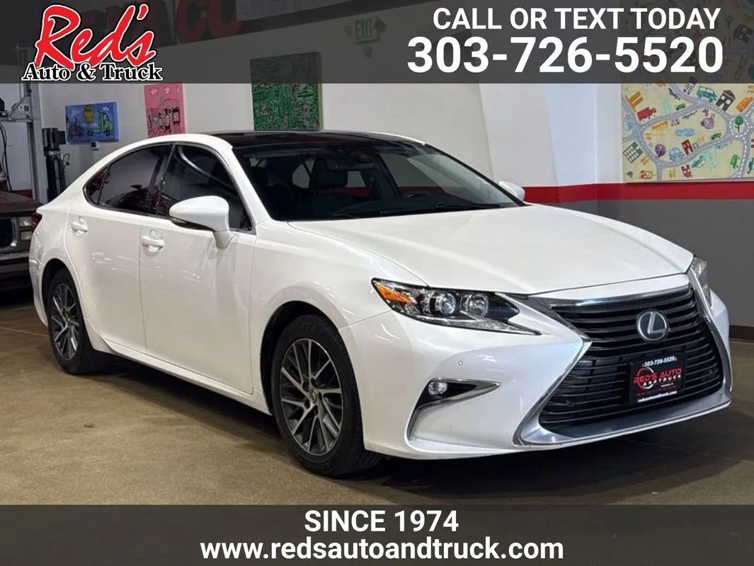 2017 LEXUS ES