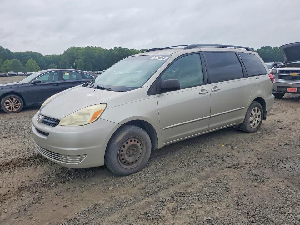 2004 TOYOTA Sienna