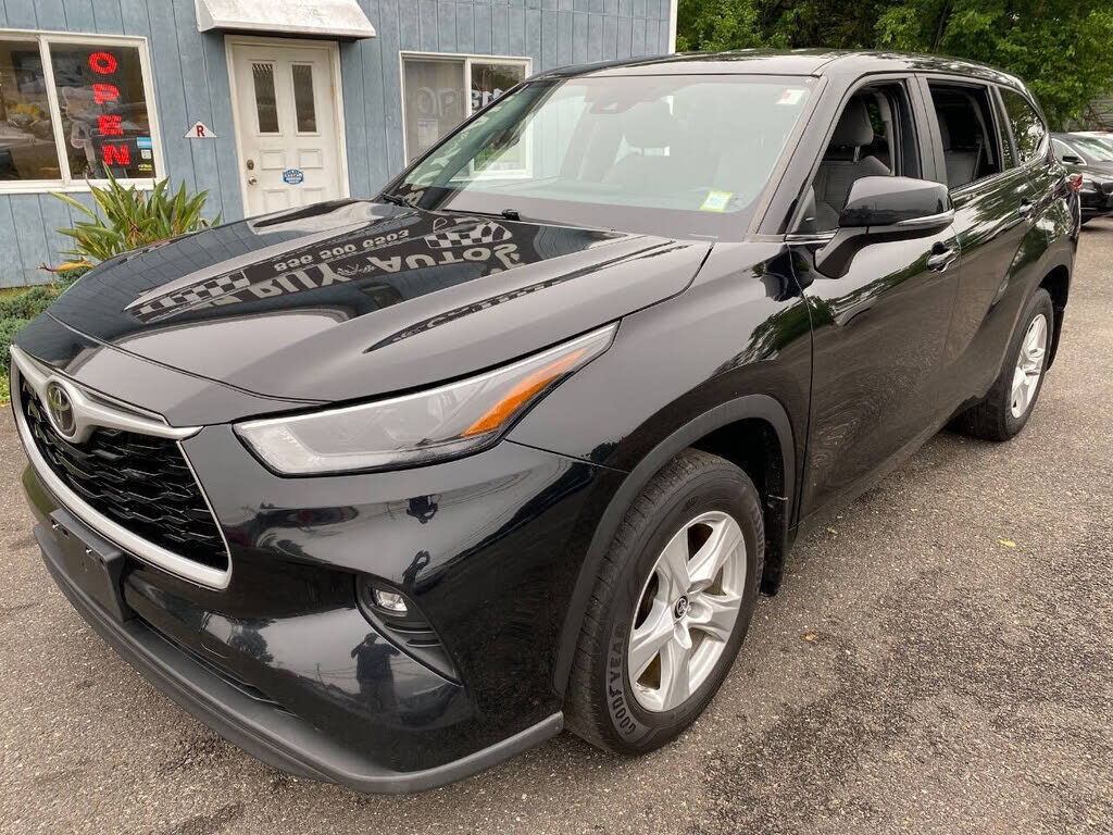 2023 TOYOTA Highlander