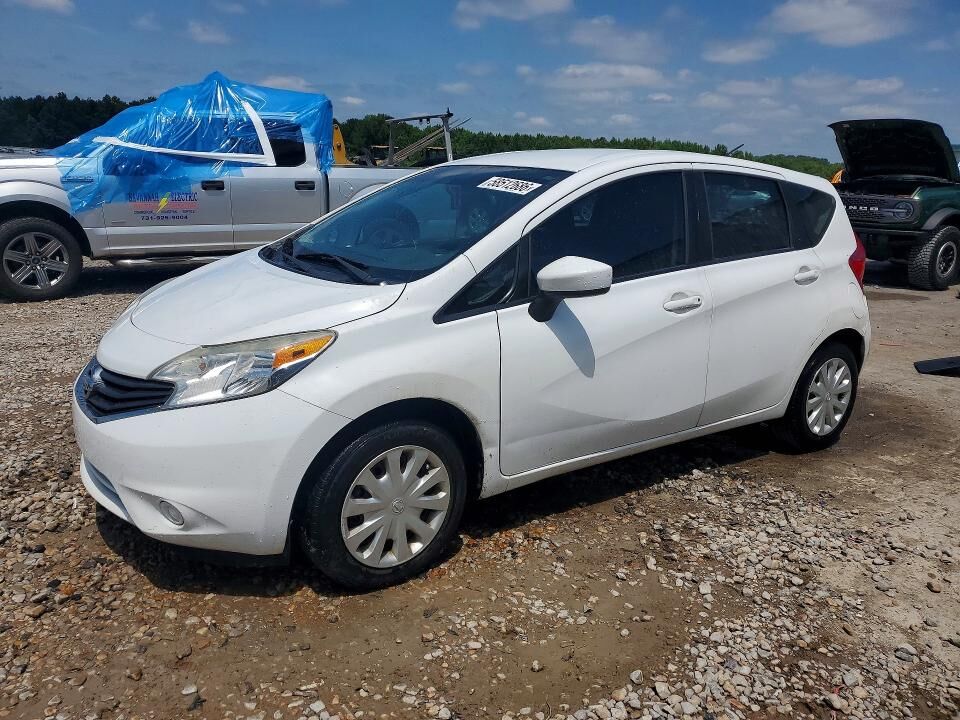 2015 NISSAN Versa