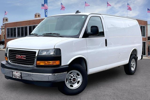 2025 GMC Savana