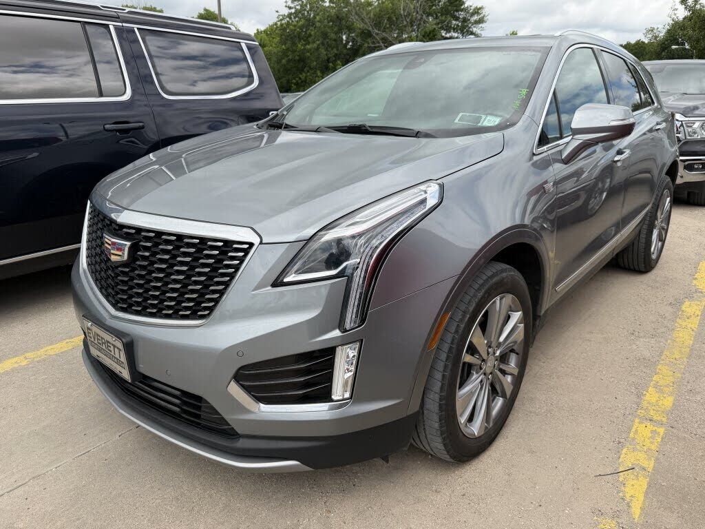 2023 CADILLAC XT5