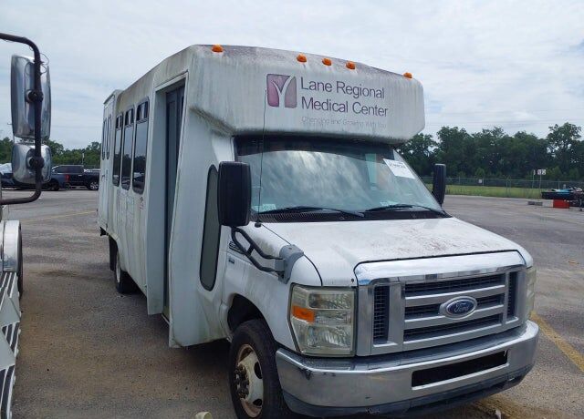2012 FORD E-350