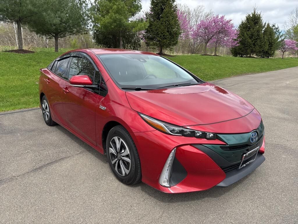 2017 TOYOTA Prius