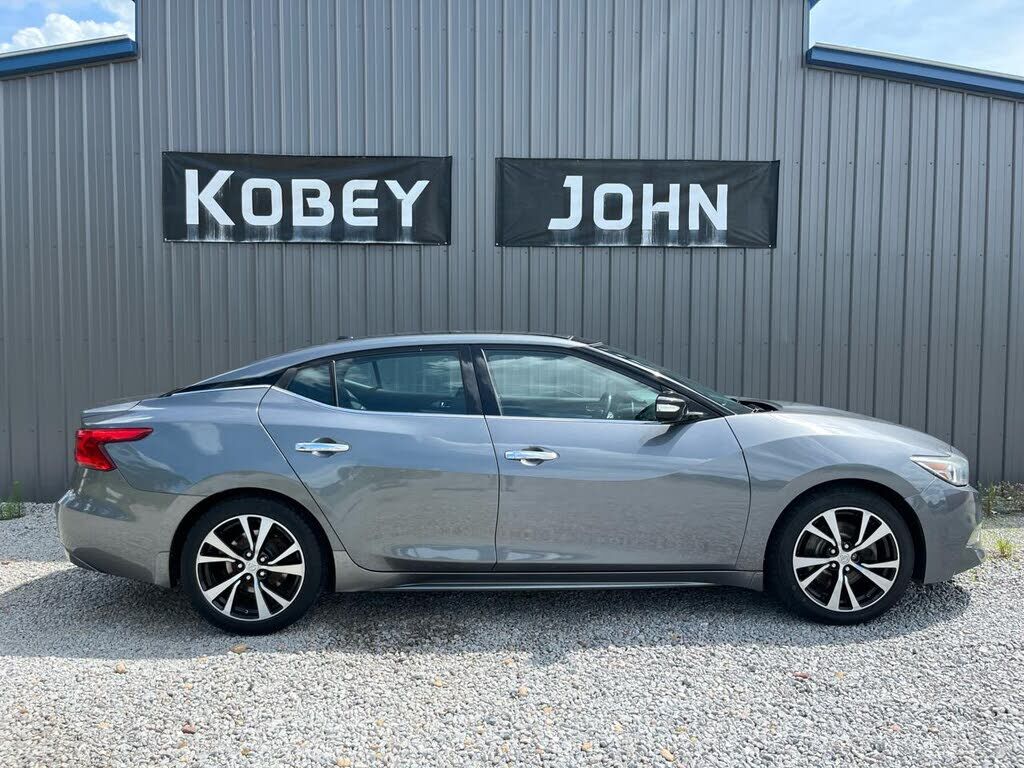 2018 NISSAN Maxima