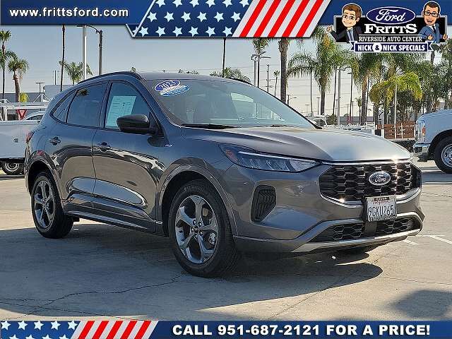 2023 FORD Escape