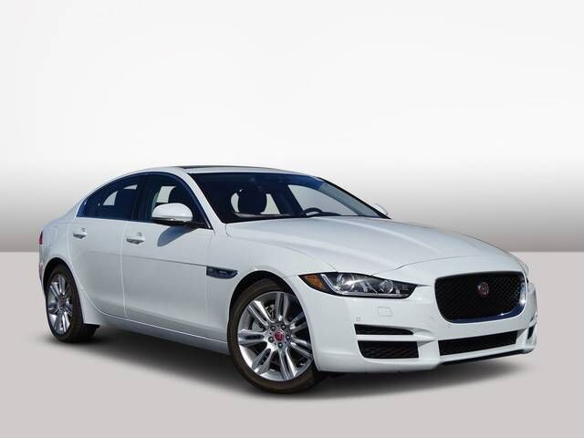 2019 JAGUAR XE