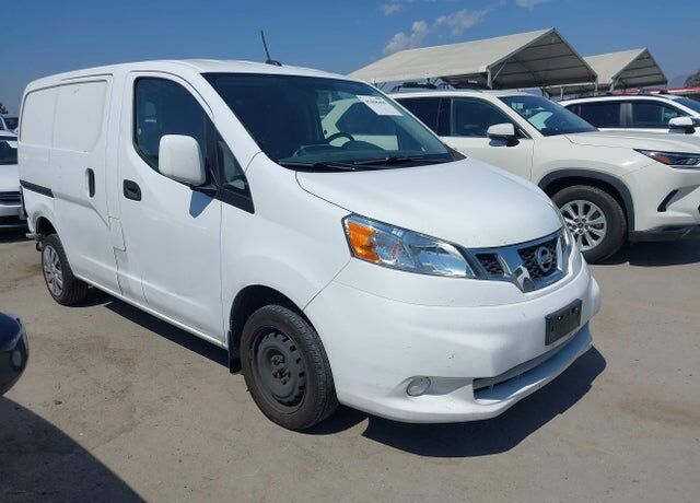 2018 NISSAN NV200