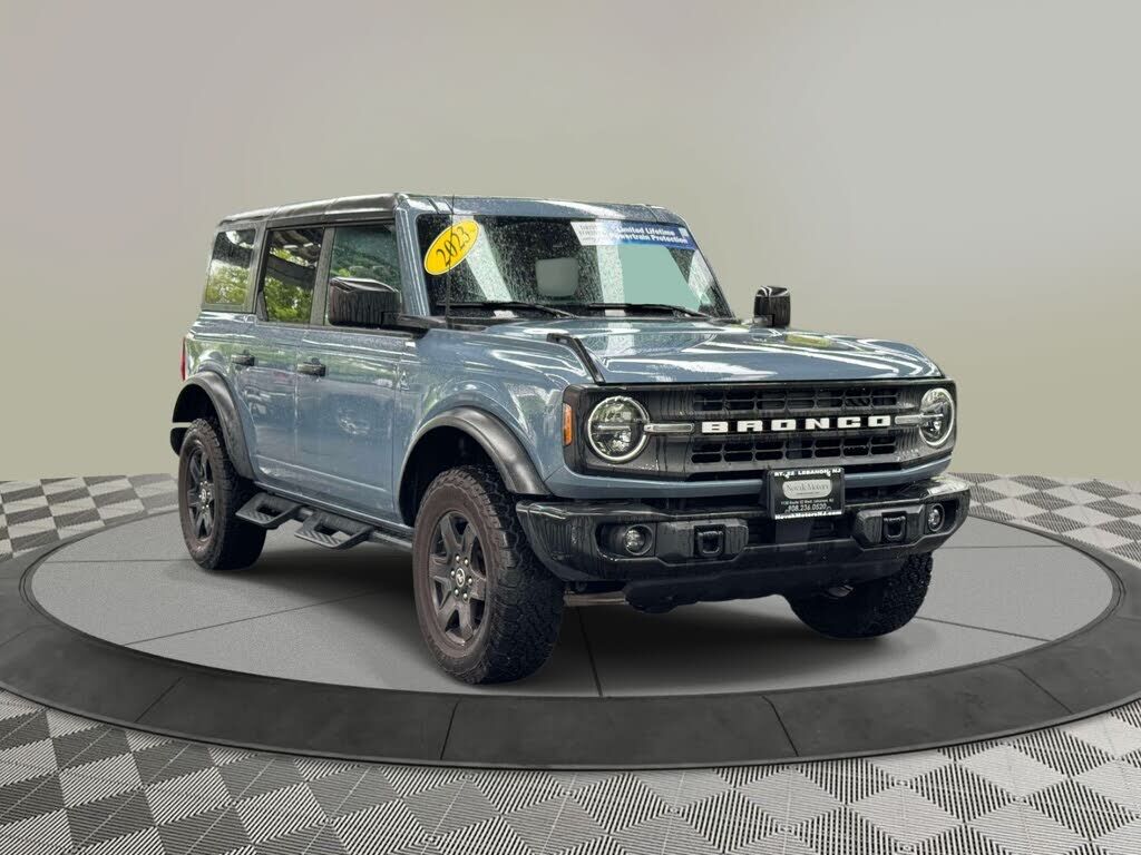 2023 FORD Bronco