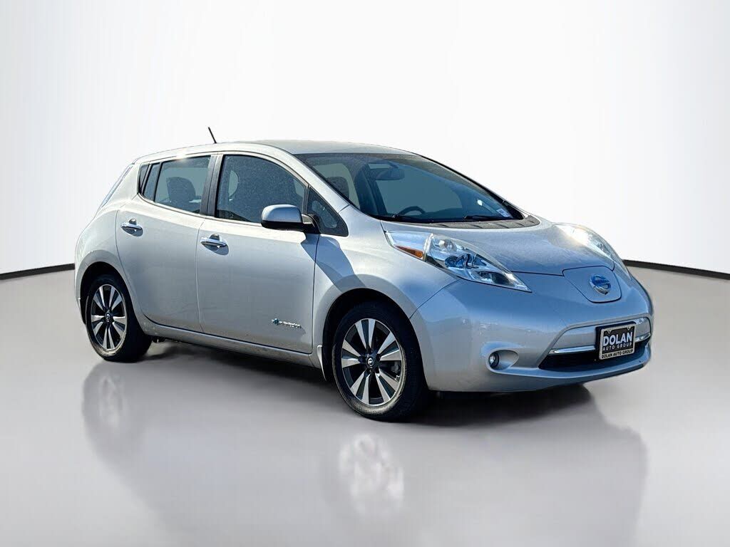 2017 NISSAN Leaf