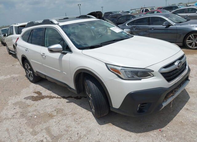 2022 SUBARU Outback