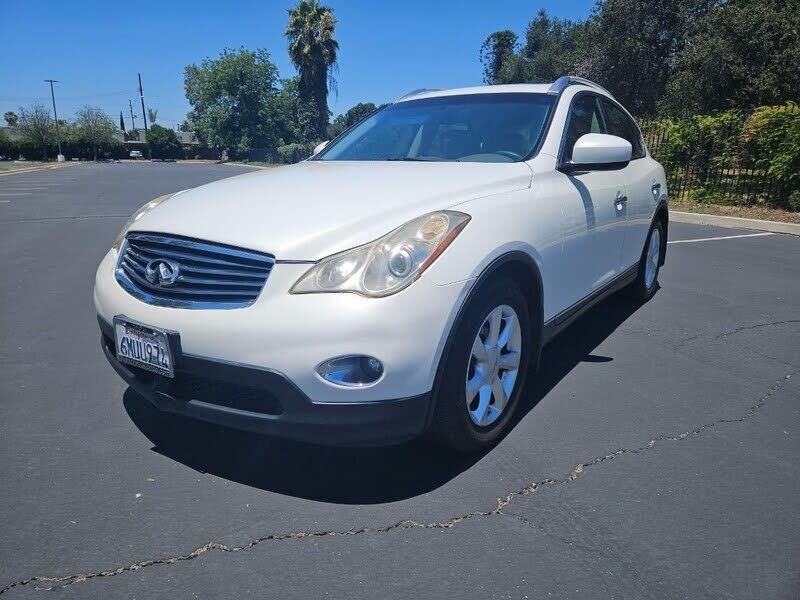 2010 INFINITI EX35
