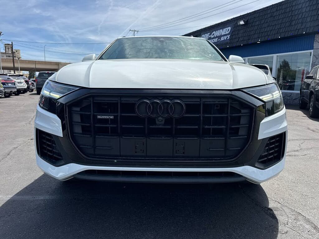 2021 Audi Q8