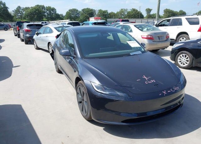 2026 TESLA Model 3