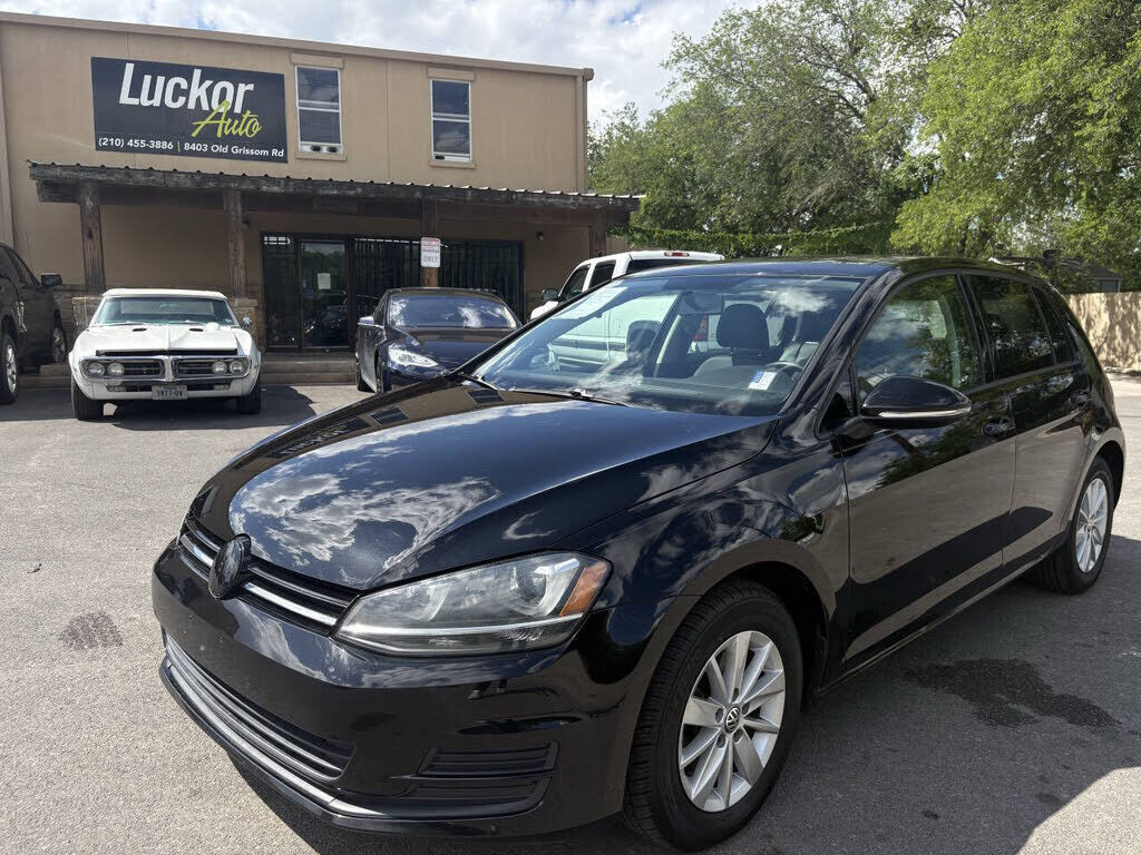 2015 VOLKSWAGEN Golf