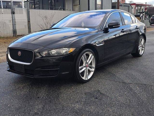 2017 JAGUAR XE