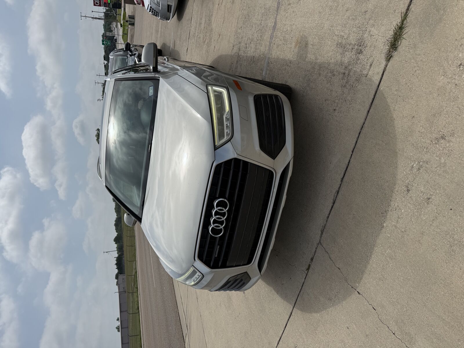 2016 AUDI Q3
