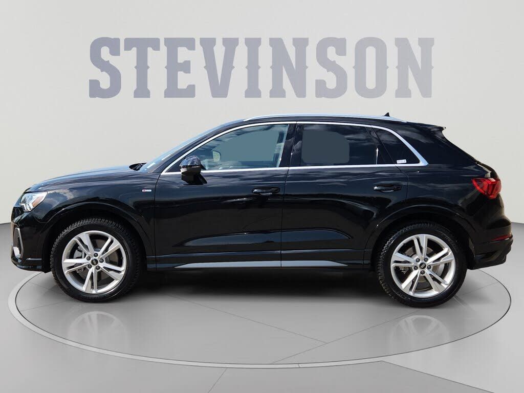 2023 Audi Q3