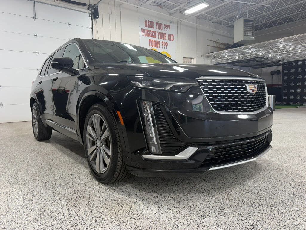 2020 CADILLAC XT6