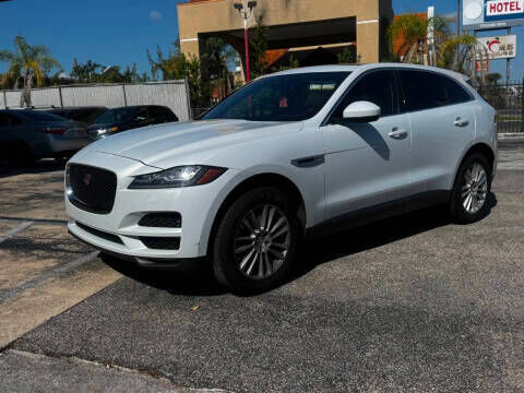 2017 JAGUAR F-Pace