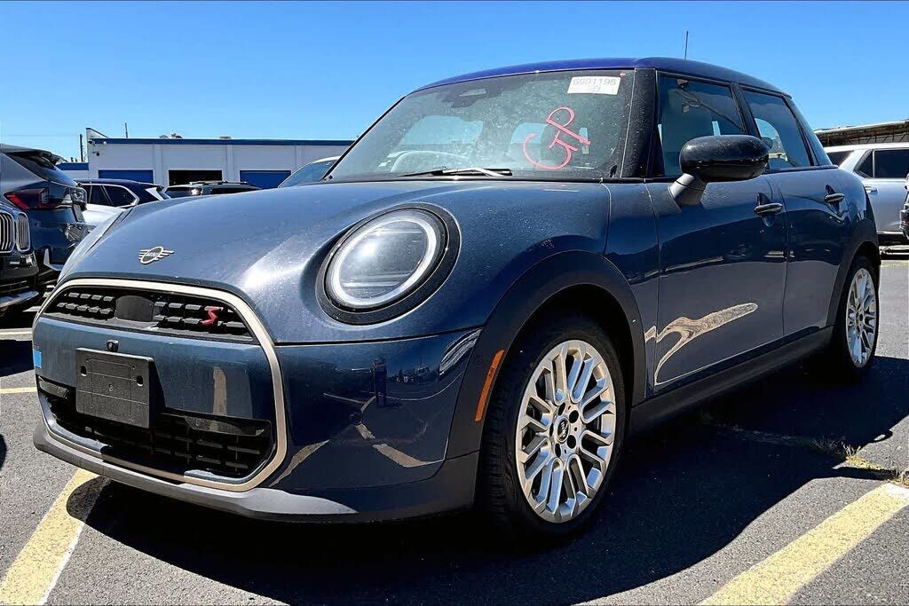 2025 MINI Hardtop