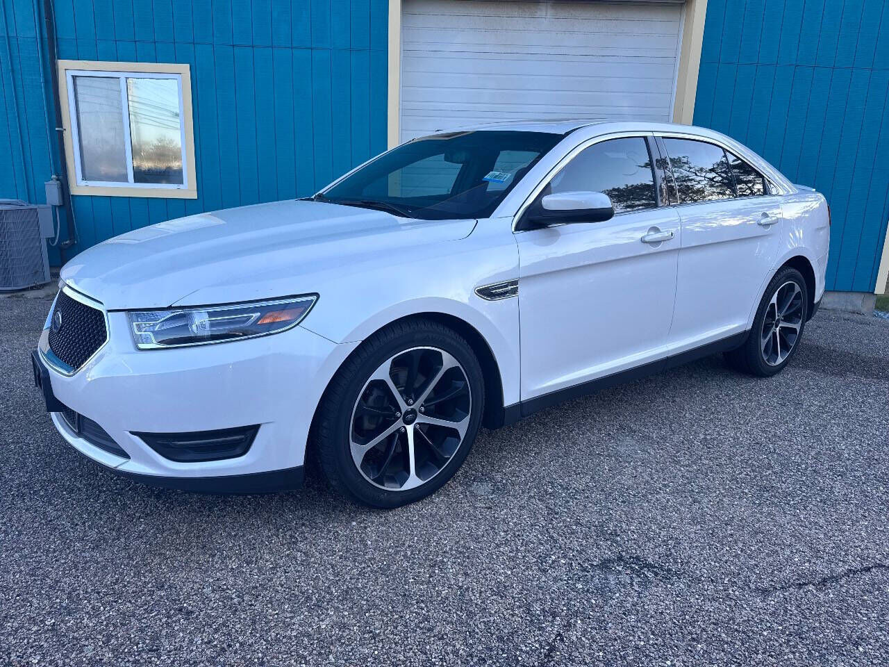 2015 FORD Taurus