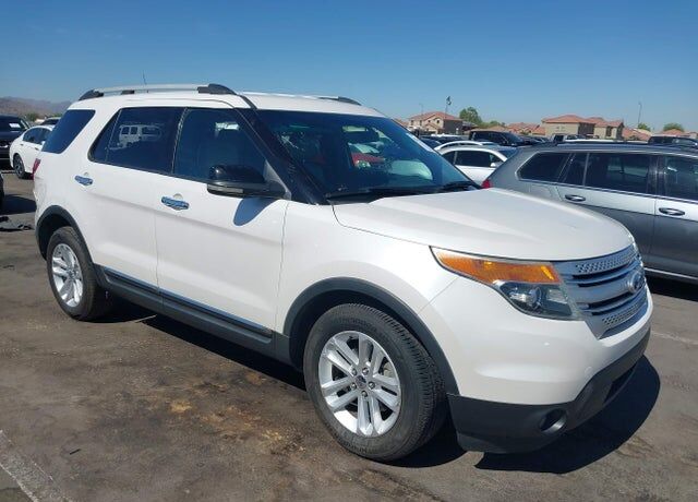 2011 FORD Explorer