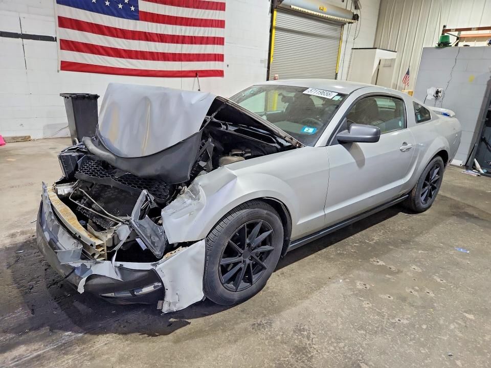2005 FORD Mustang