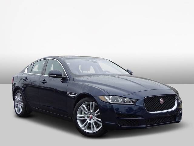 2019 JAGUAR XE
