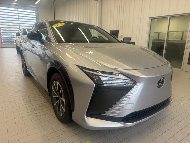 2023 LEXUS RZ 450e