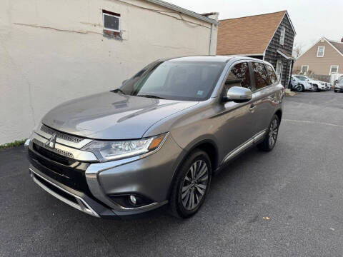2019 MITSUBISHI Outlander