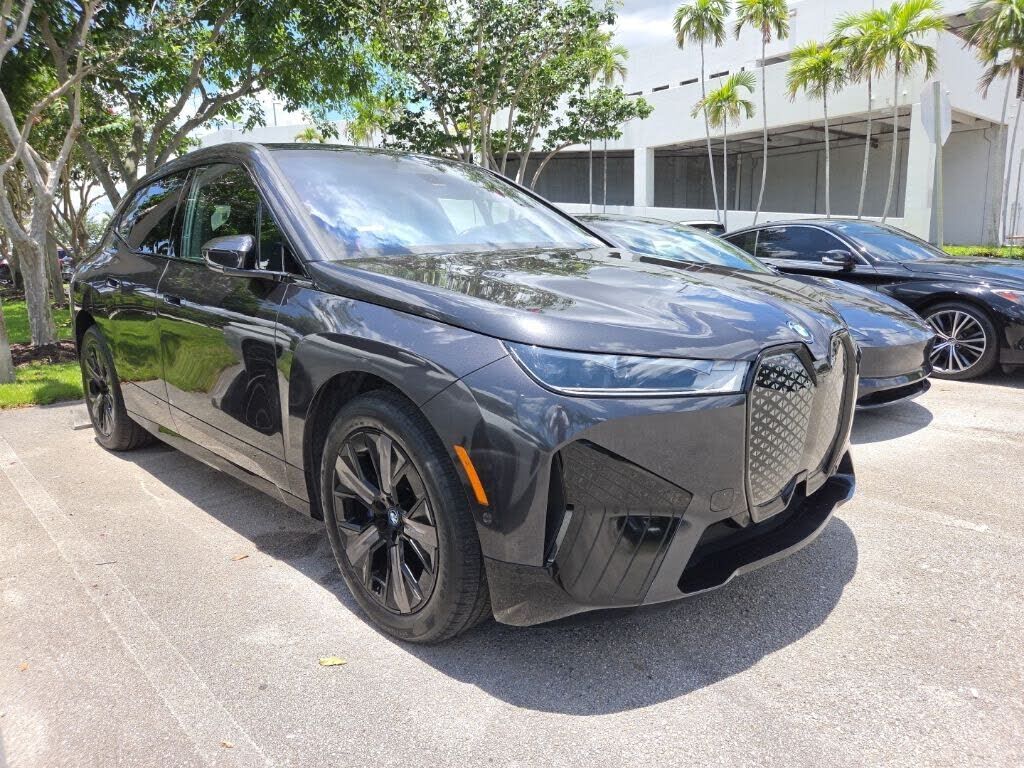 2024 BMW ix
