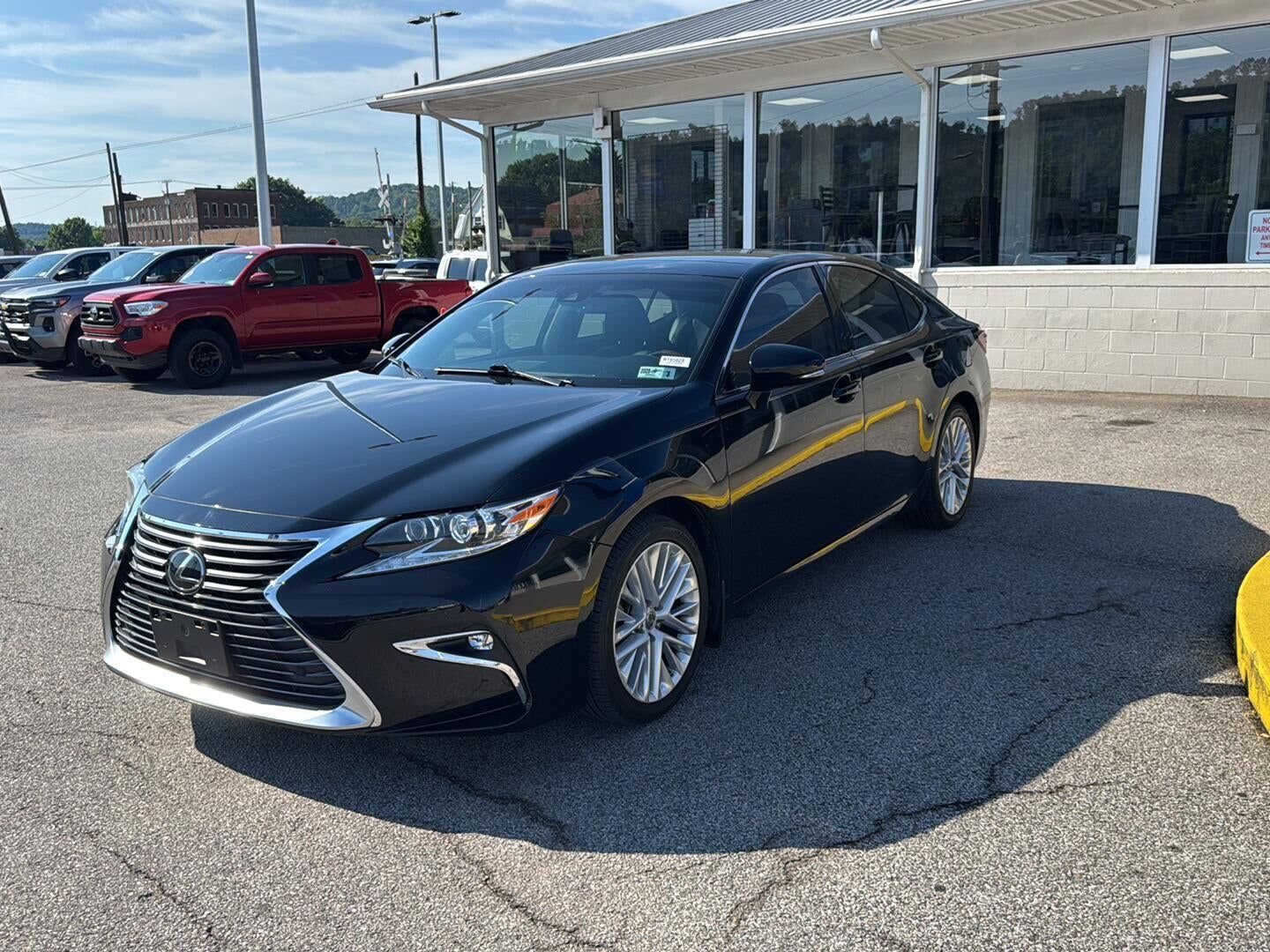 2018 LEXUS ES