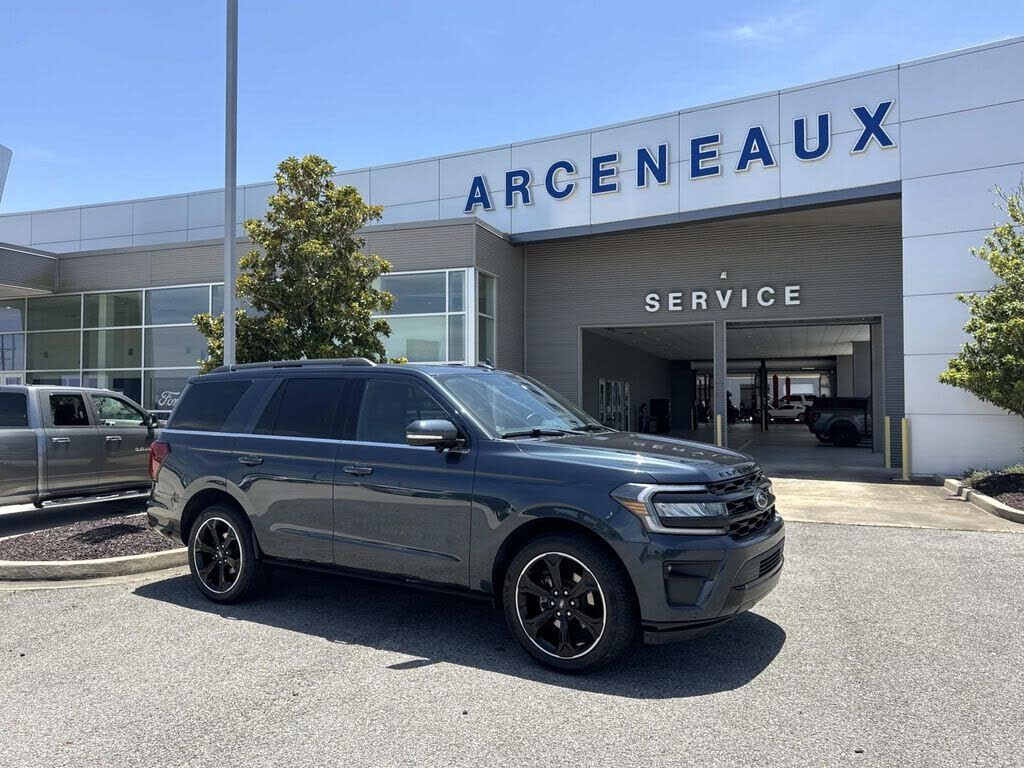 2023 FORD Expedition