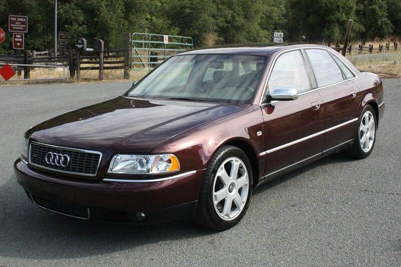 2001 AUDI S8