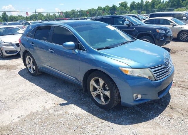 2011 TOYOTA Venza