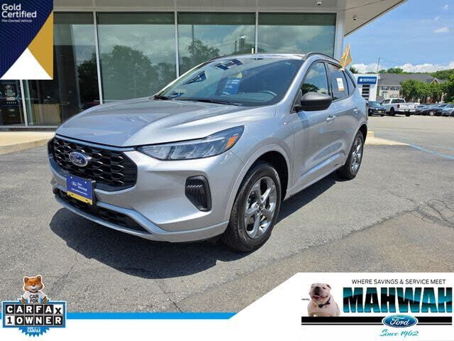 2024 FORD Escape